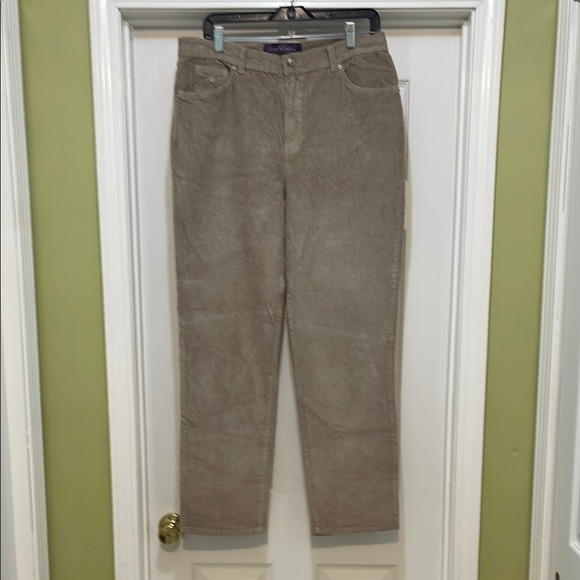 Gloria Vanderbilt - Khaki Corduroy Pants - size 14 - Picture 1 of 4